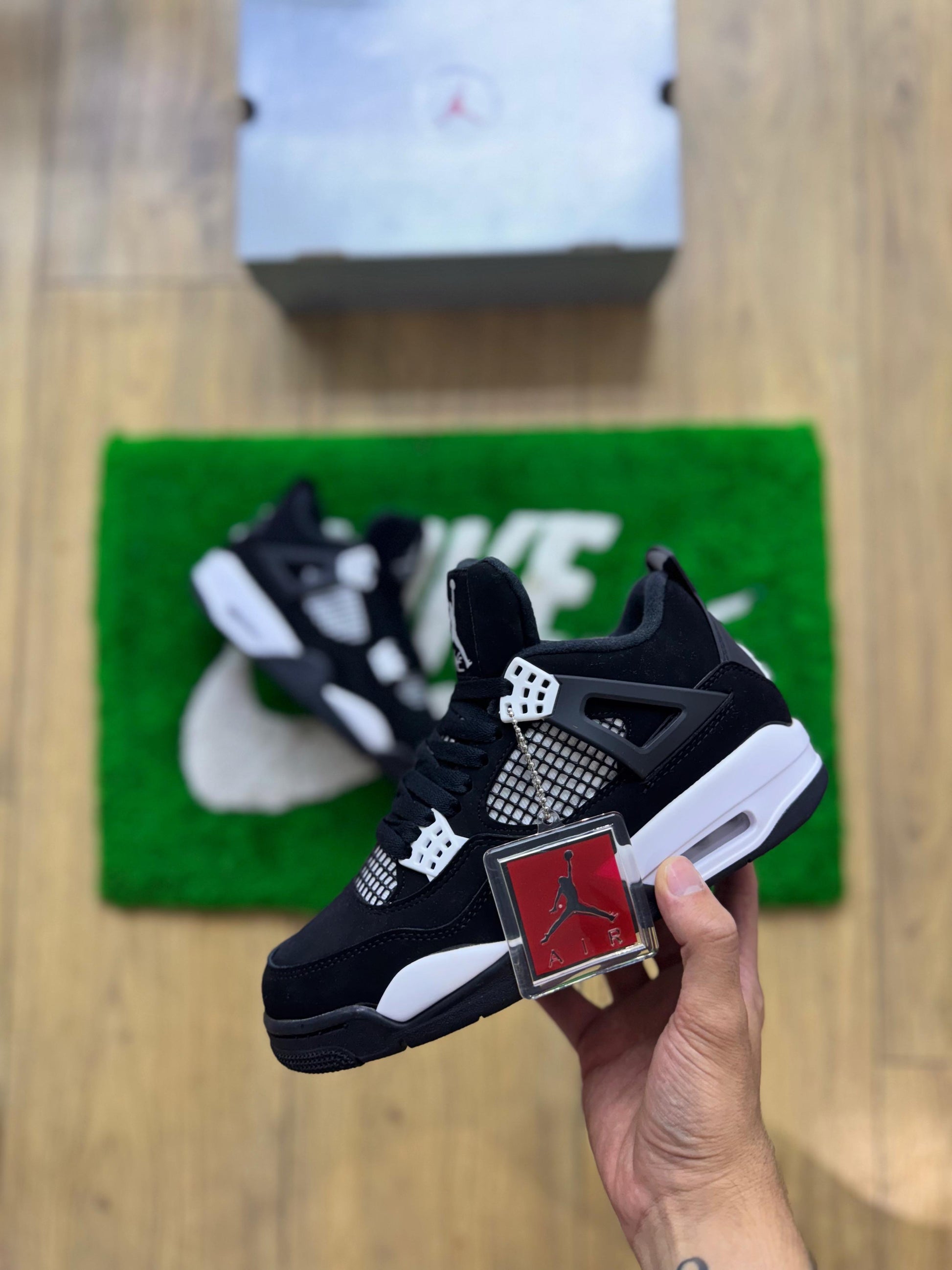 Jordan 4 black and white