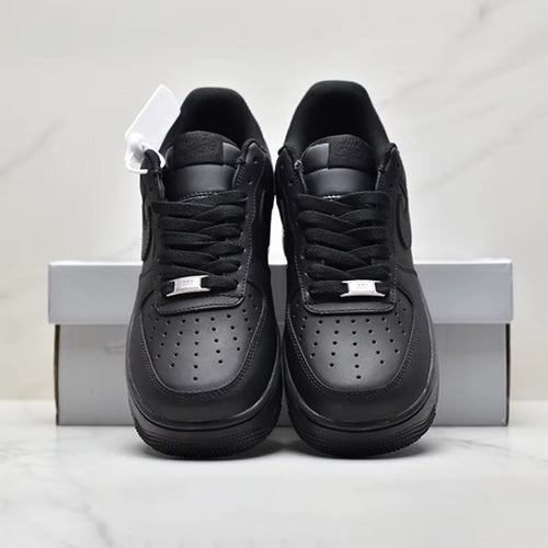 Air Force clásica negra